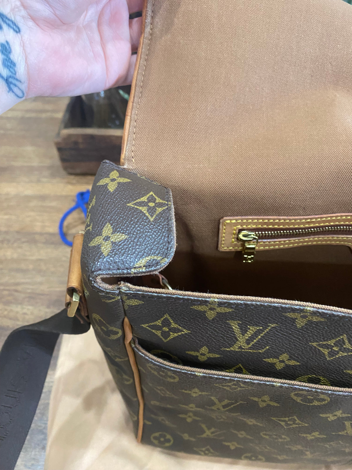Abbesses Messenger Bag