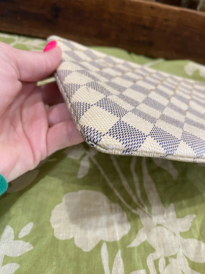 City Pouch- studded DA print with removable wristlet strap