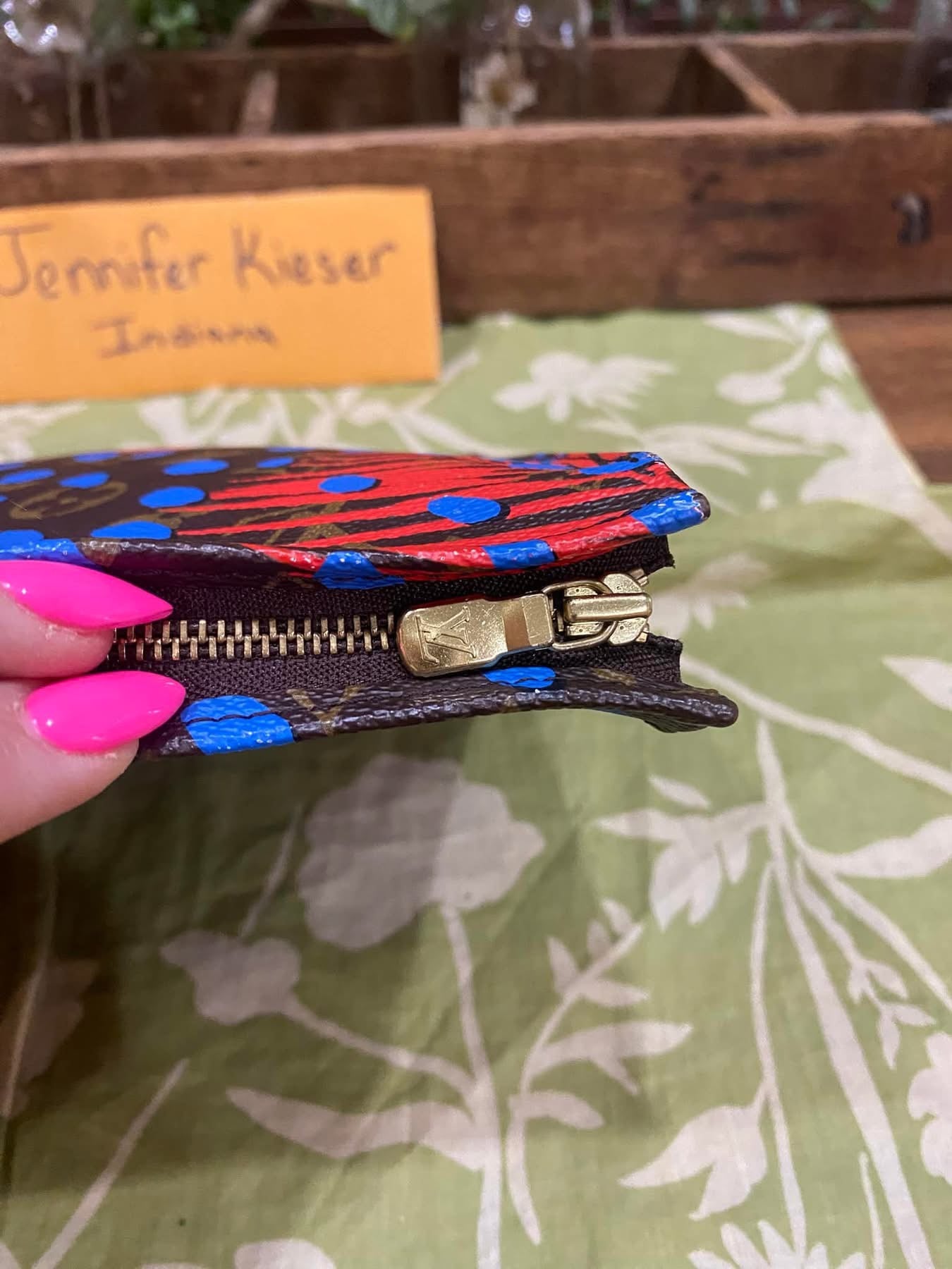 LE Jungle Toiletry 26