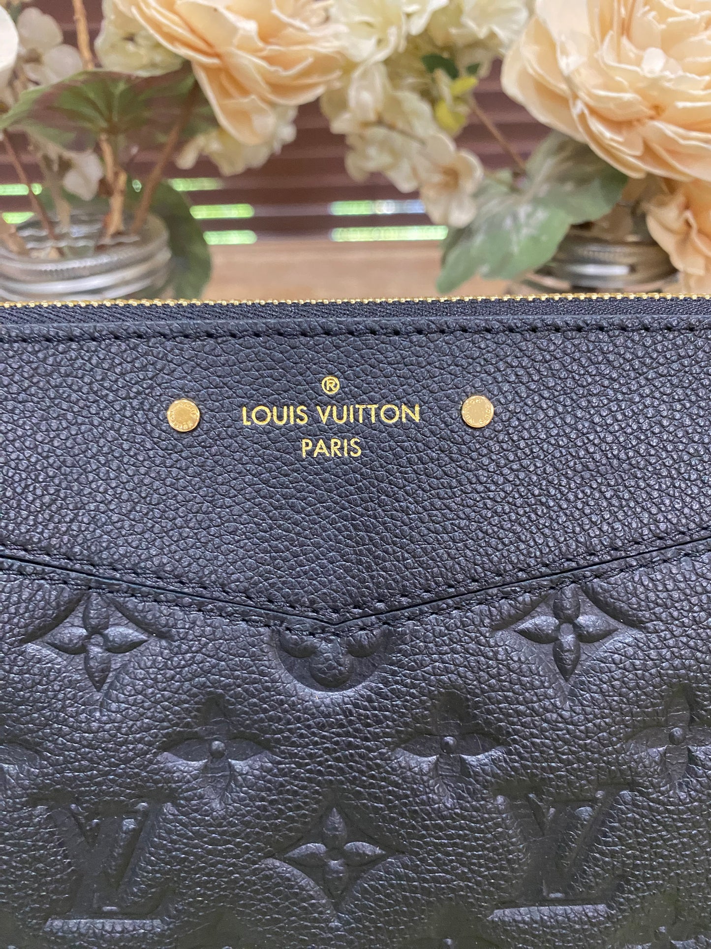 Daily Pouch in black Noir Empreinte