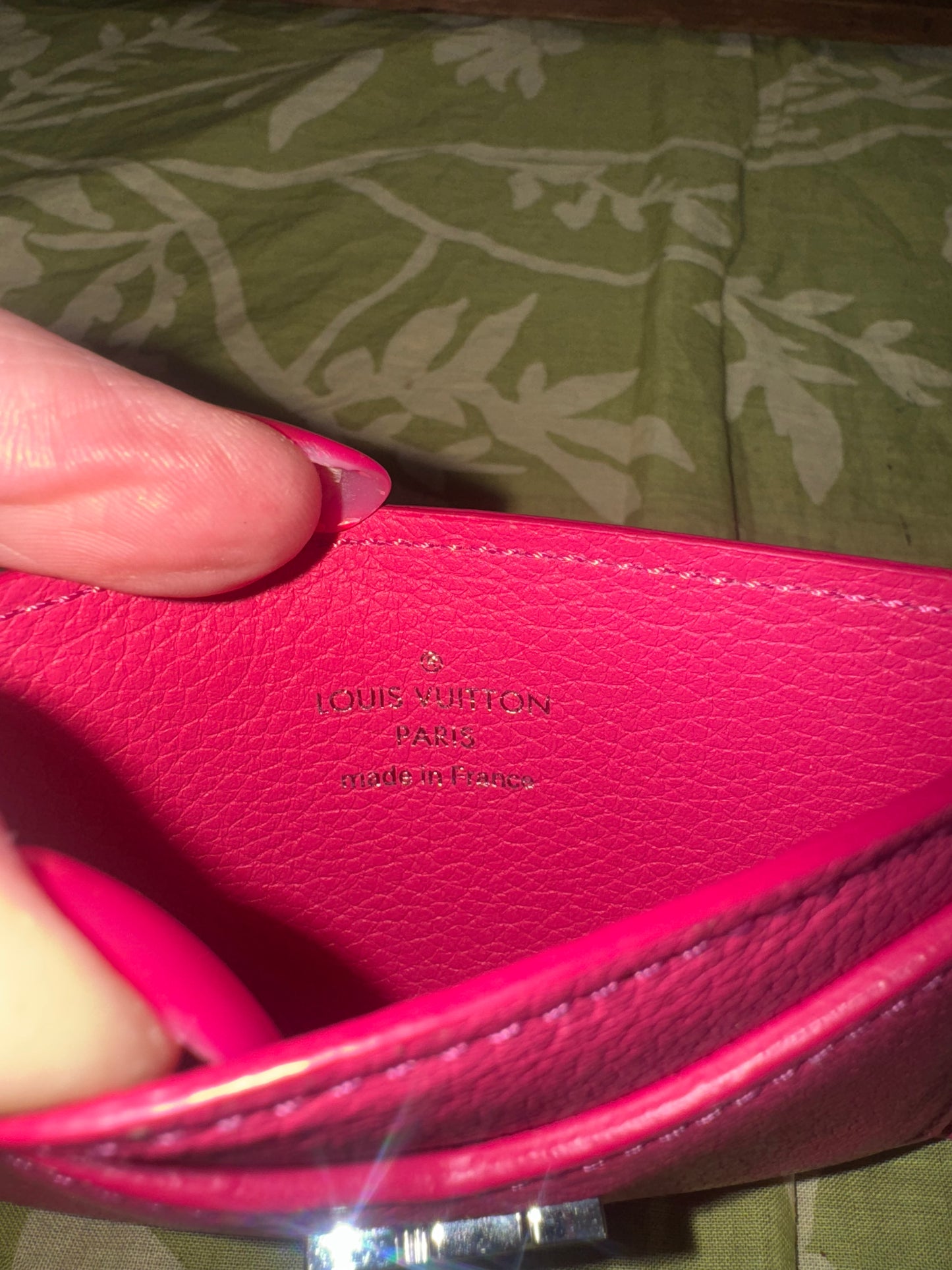Lockme Credit Card Holder (Calfskin Pink Leather)