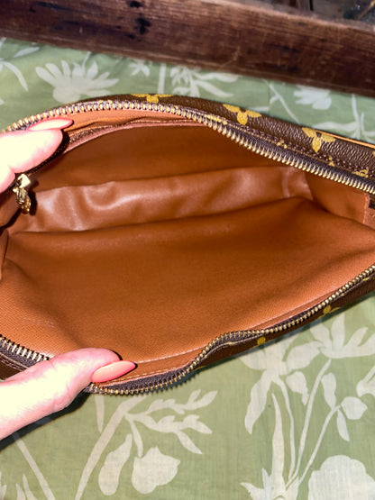 Vintage Marly Dragonne Wristlet Clutch