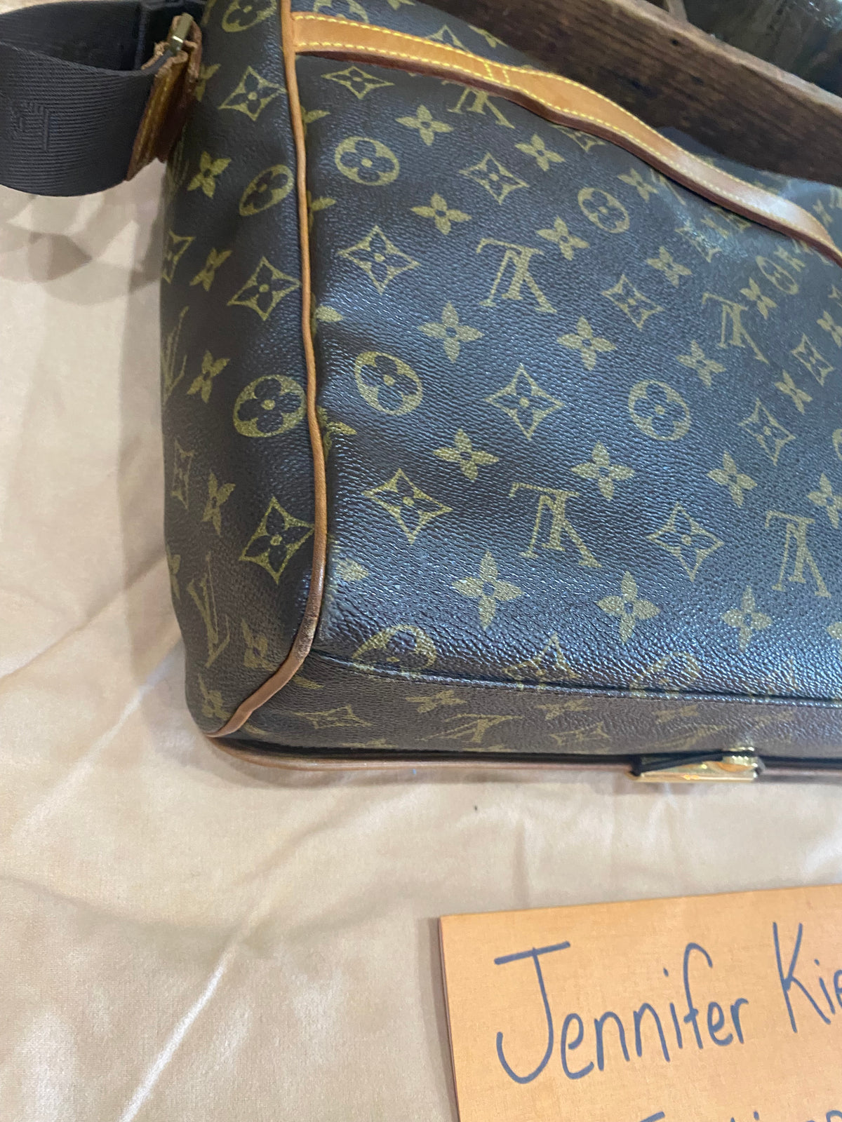Abbesses Messenger Bag