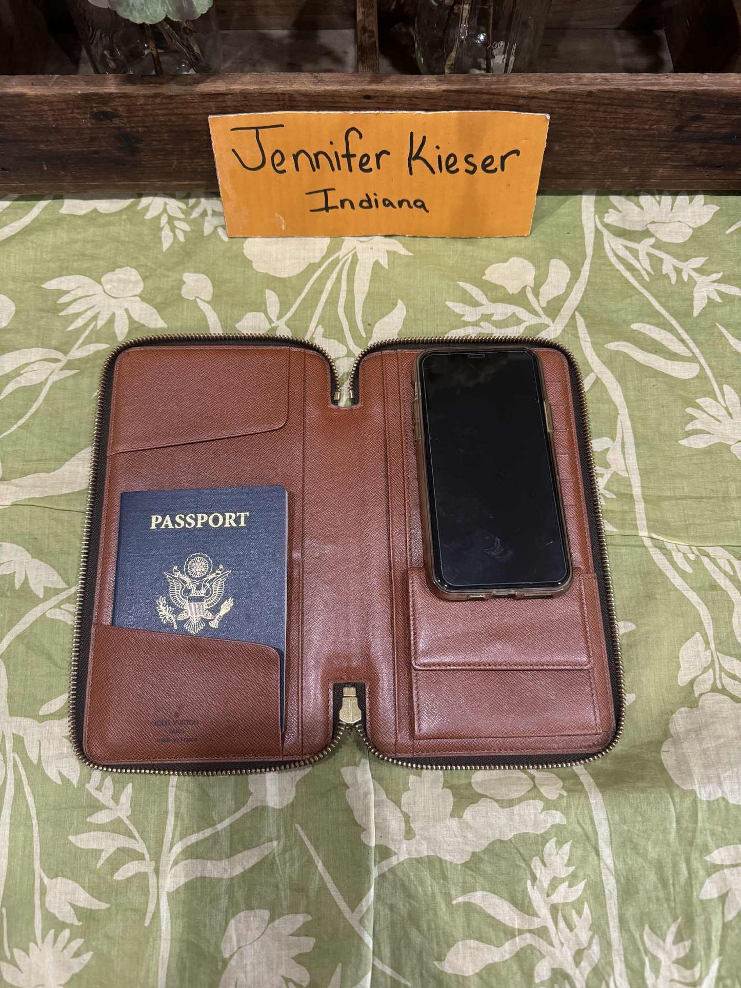 Daily Organizer Long Wallet