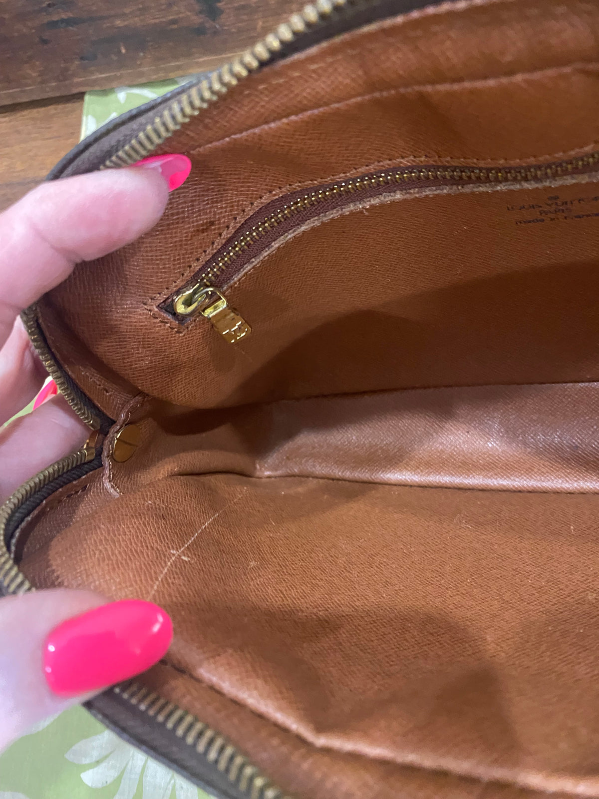 Vintage Marly Dragonne GM Wristlet Clutch