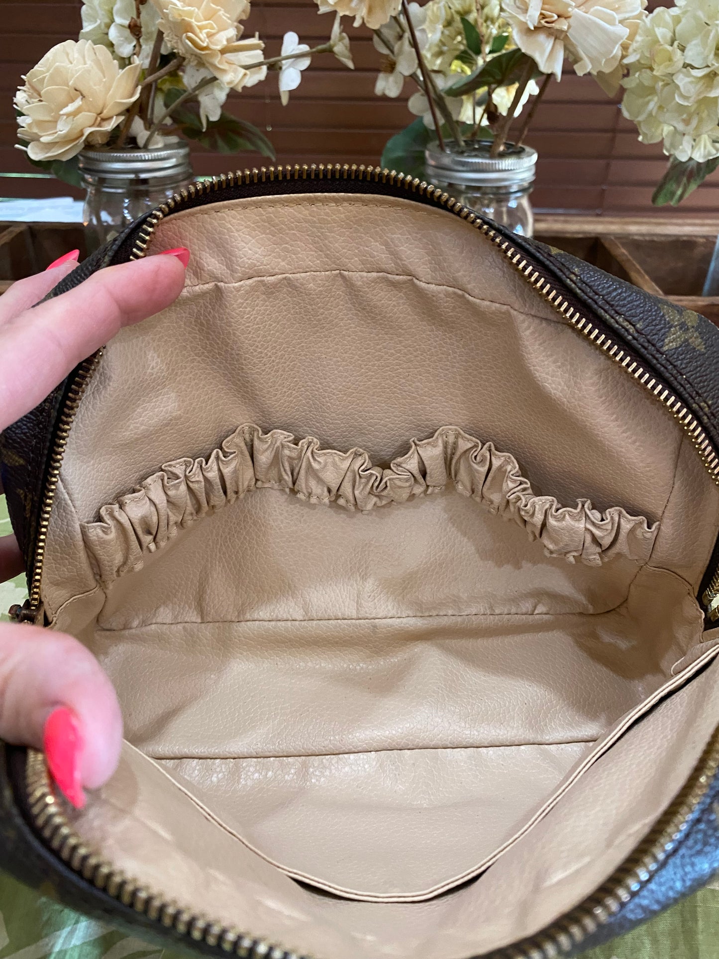 Vintage Trousse 23