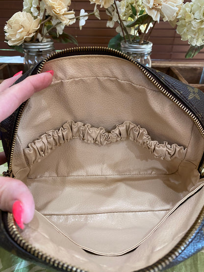 Vintage Trousse 23