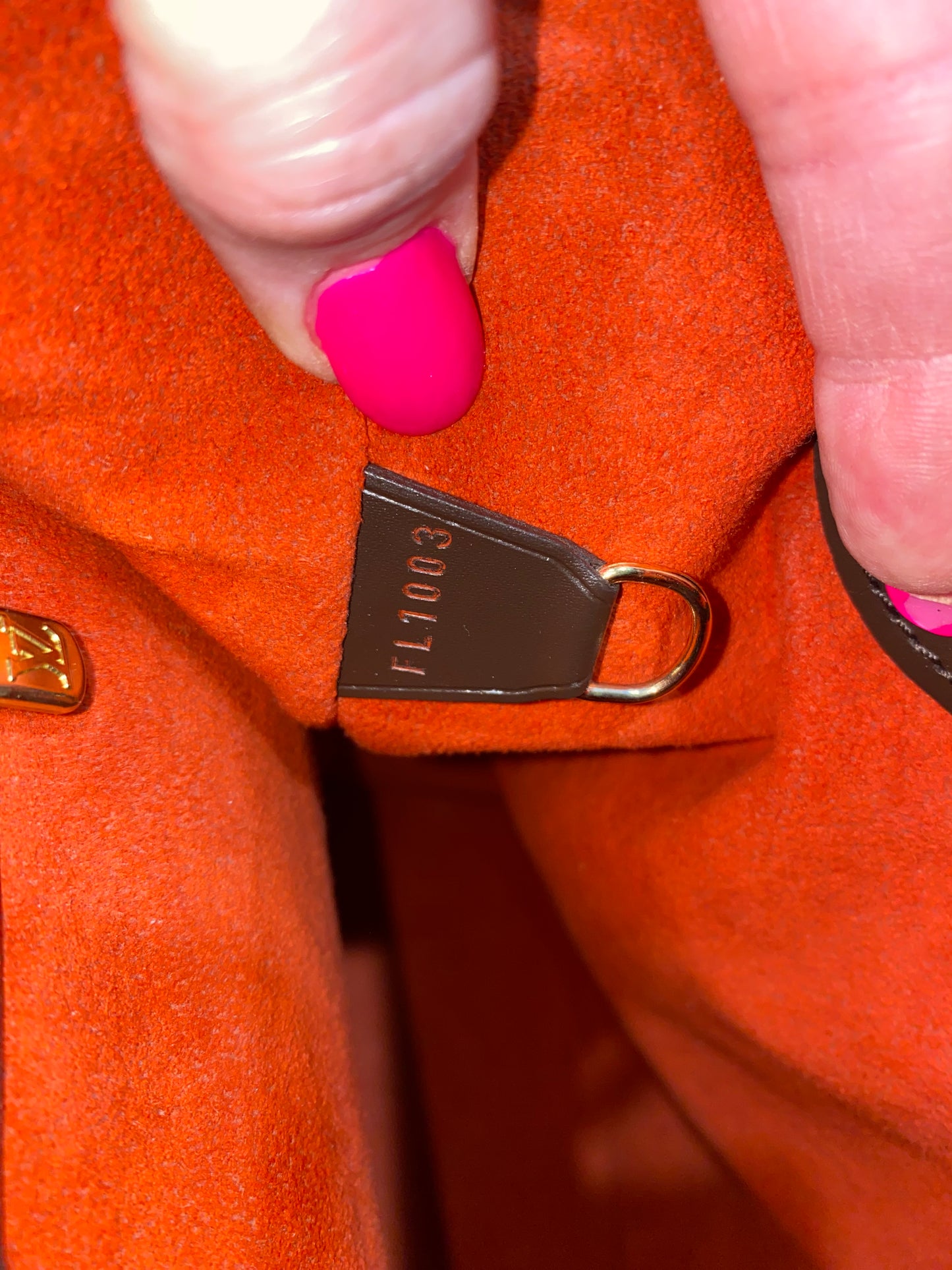 Bucket Bag GM Damier Ebene