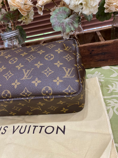 Vintage Trousse 28