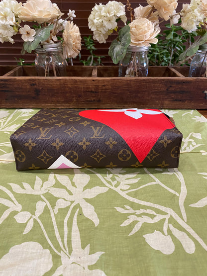 Limited Edition Game On Toiletry 26