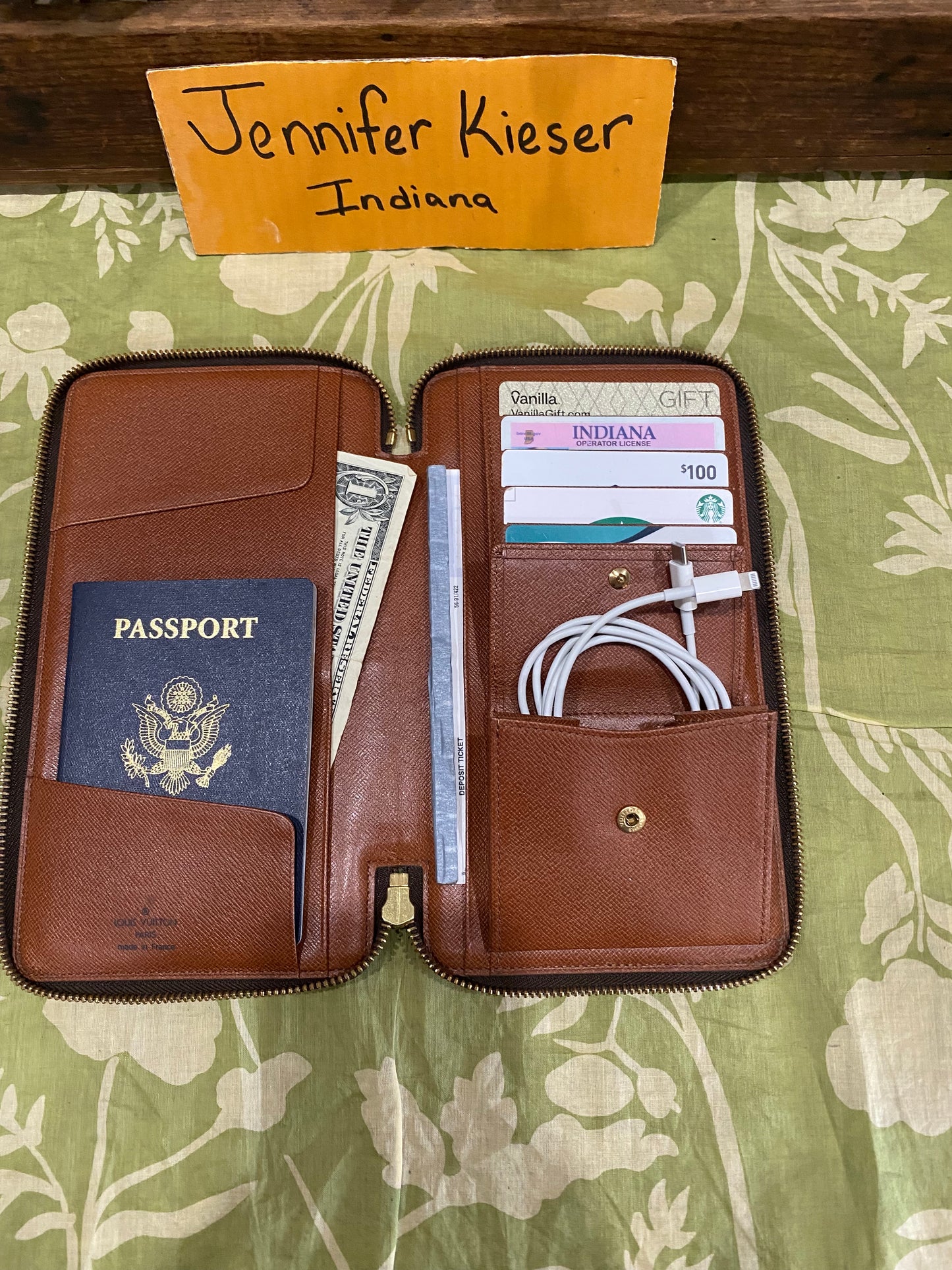 Daily Organizer Long Wallet