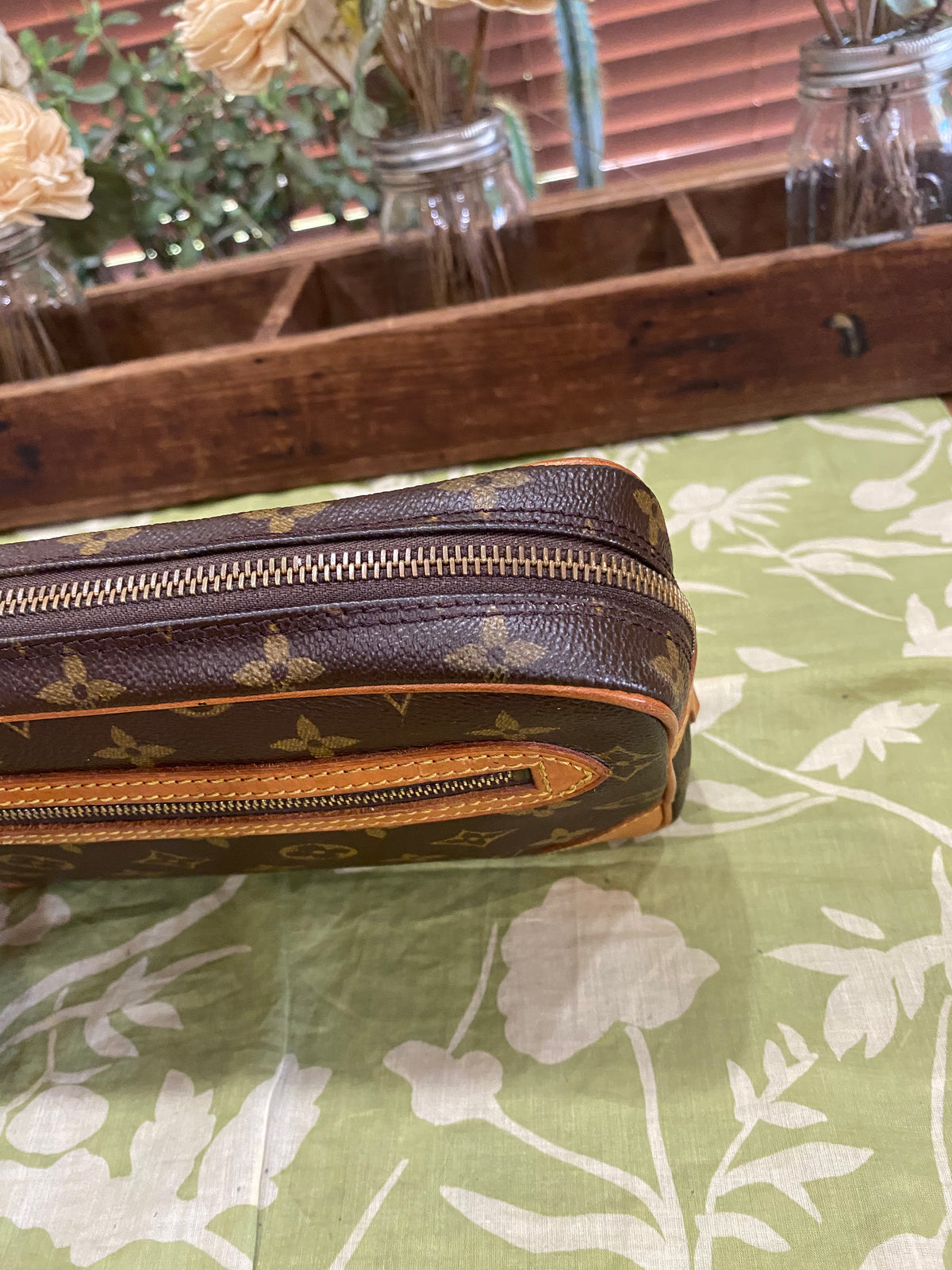 Vintage Marly Dragonne GM Wristlet Clutch