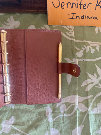 Gold Tone Twist Top Pen