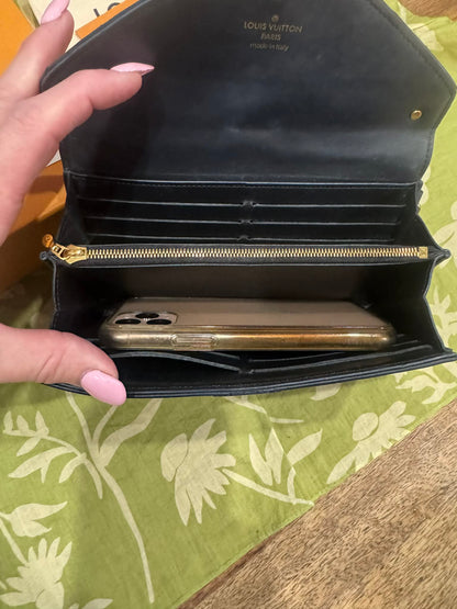 New Wave Calf Leather Long Wallet Wristlet (Noir)