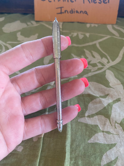 Silver Tone Twist Top Pen