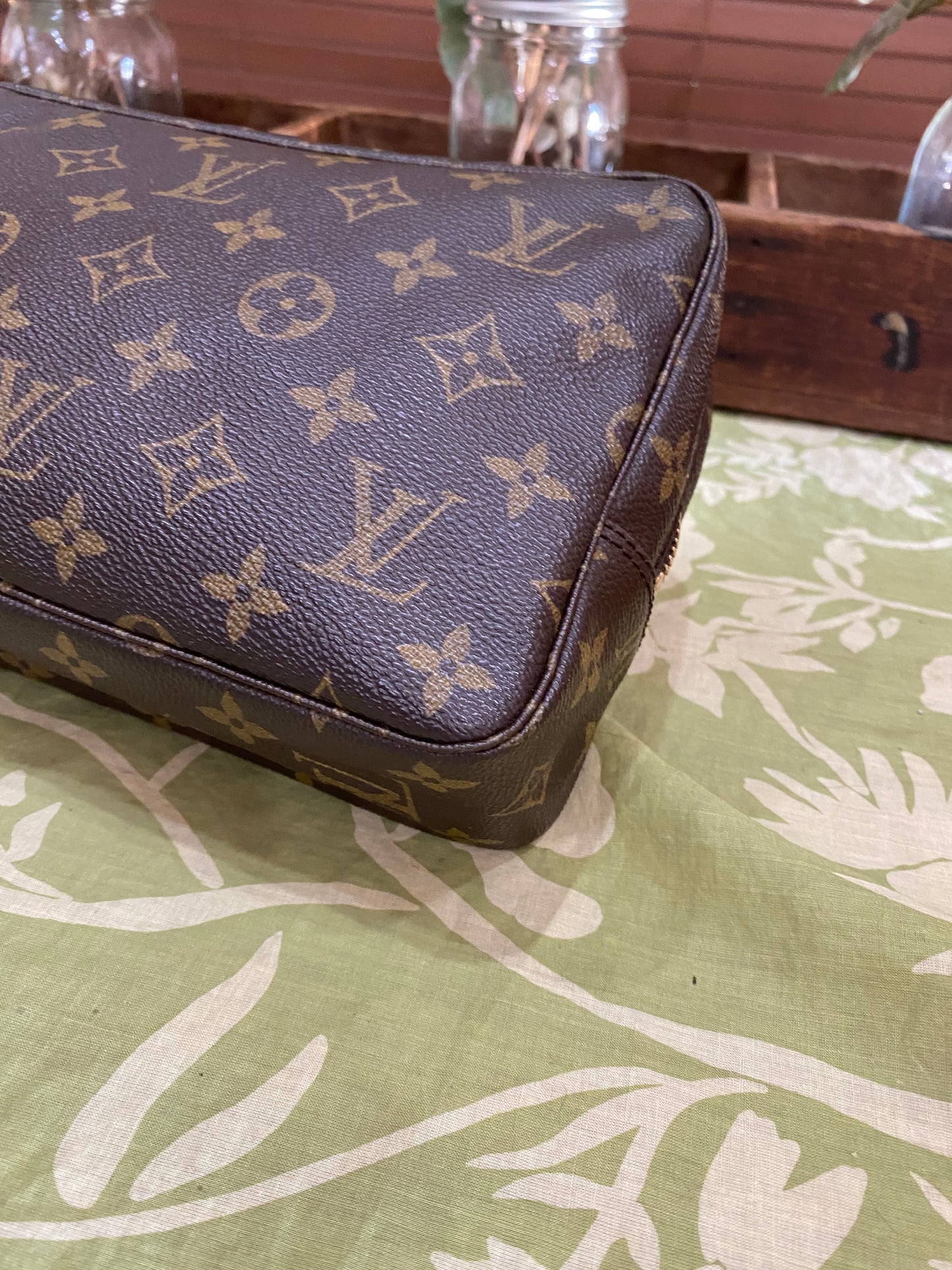 Vintage Trousse 23