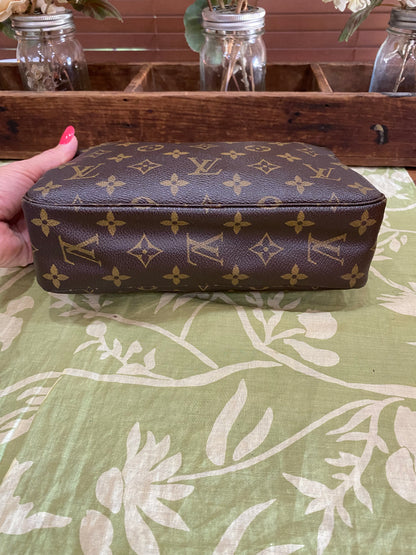 Vintage Trousse 23