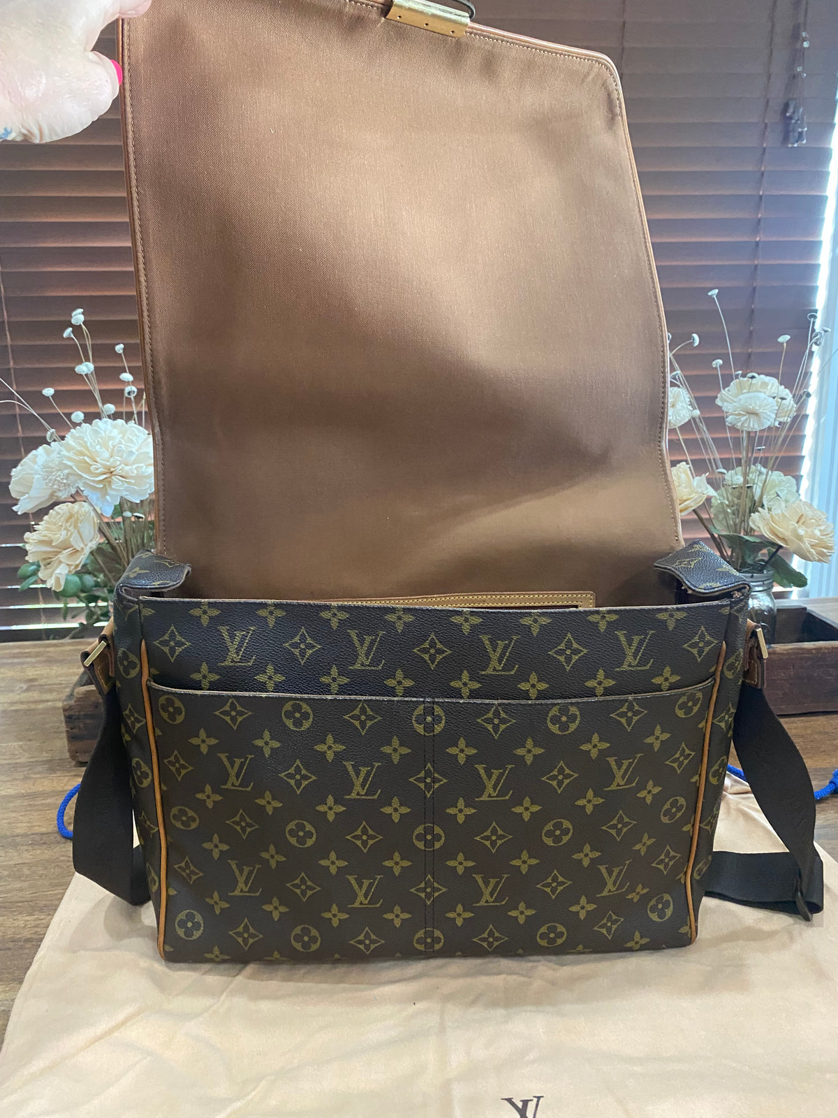 Abbesses Messenger Bag