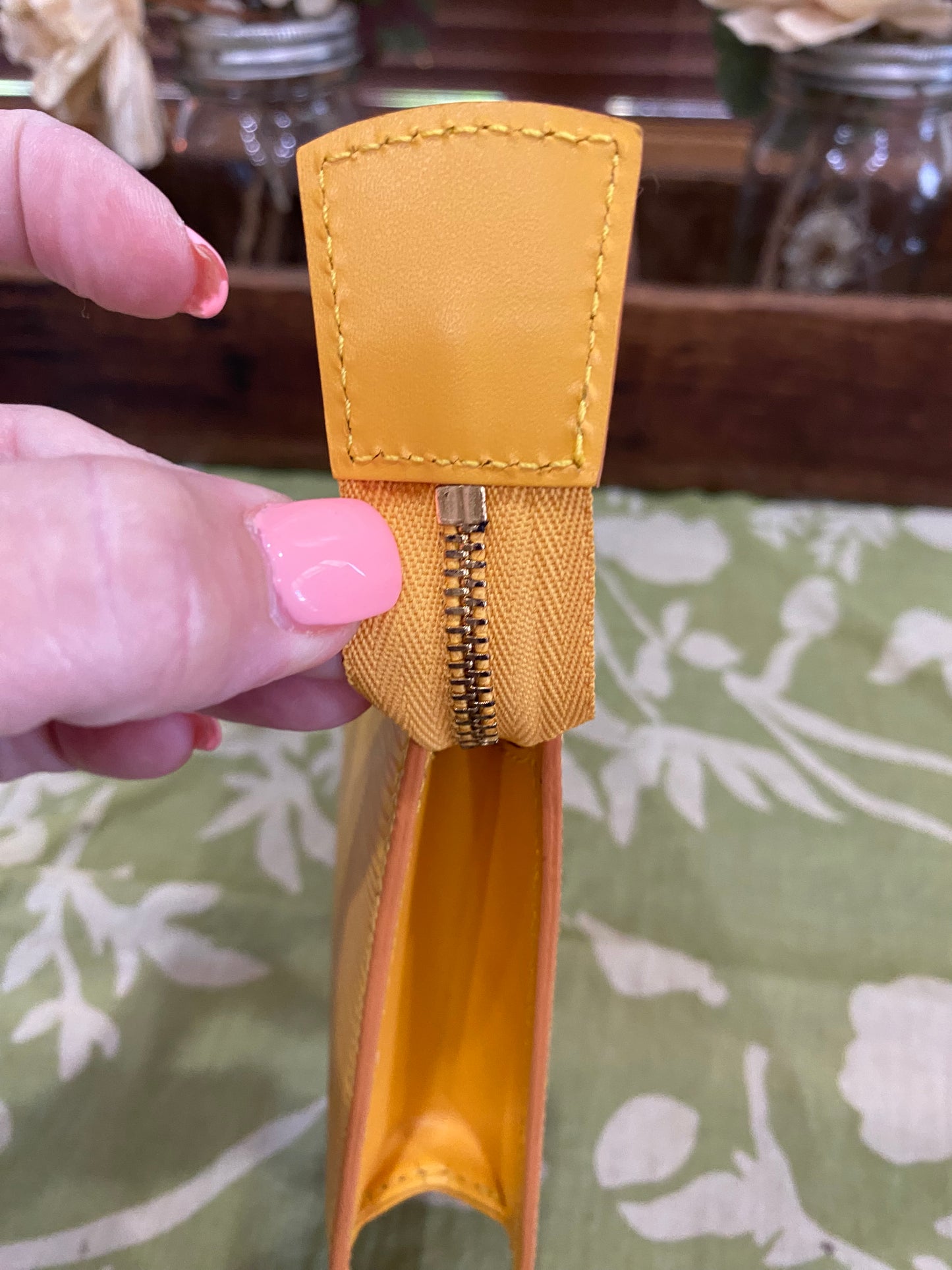 Toiletry 15 (Epi leather in Tassil Yellow)