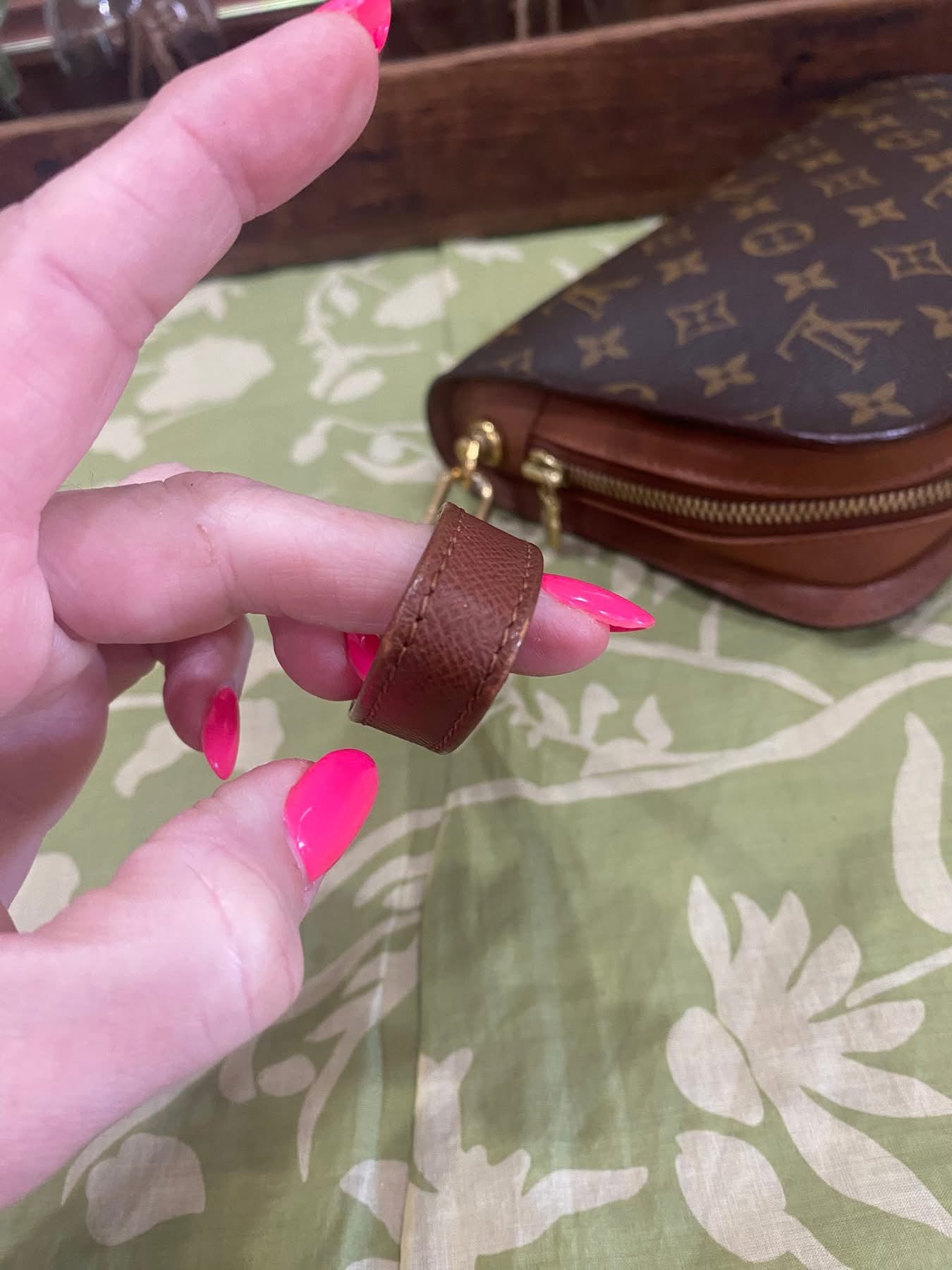 Orsay Clutch