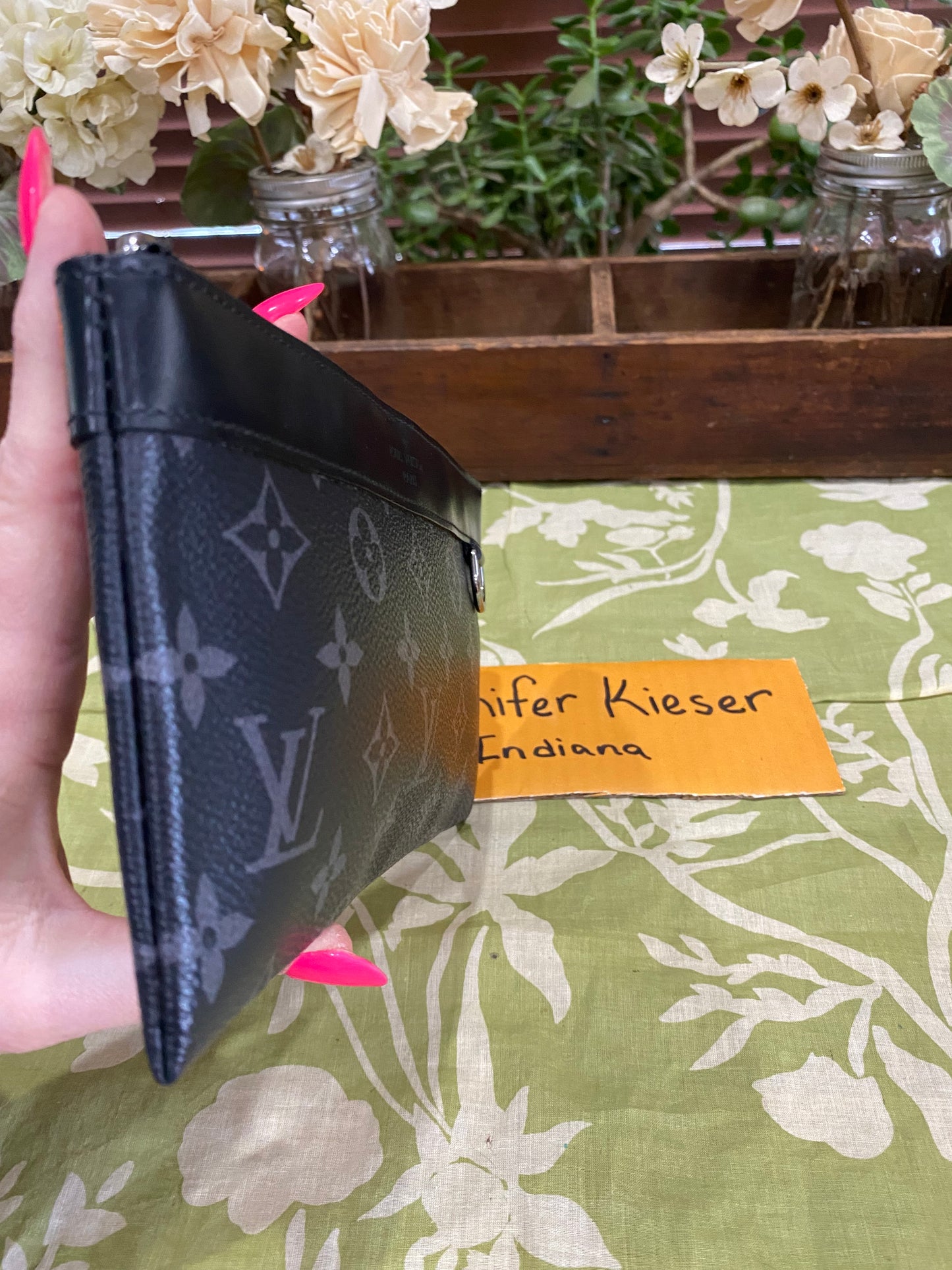 Discovery Pochette in Eclipse