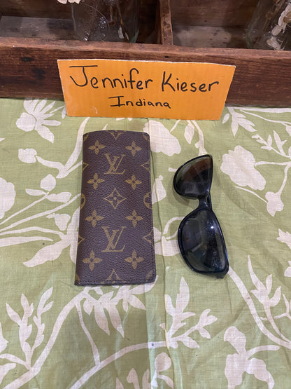 Vintage Simple Glasses Case