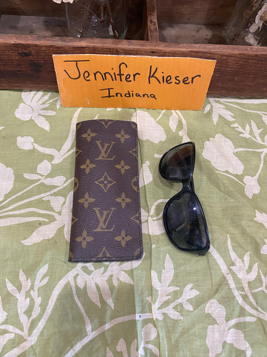 Vintage Simple Glasses Case