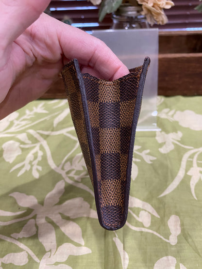 Bucket Pouch PM in DE print-comes with original wristlet strap