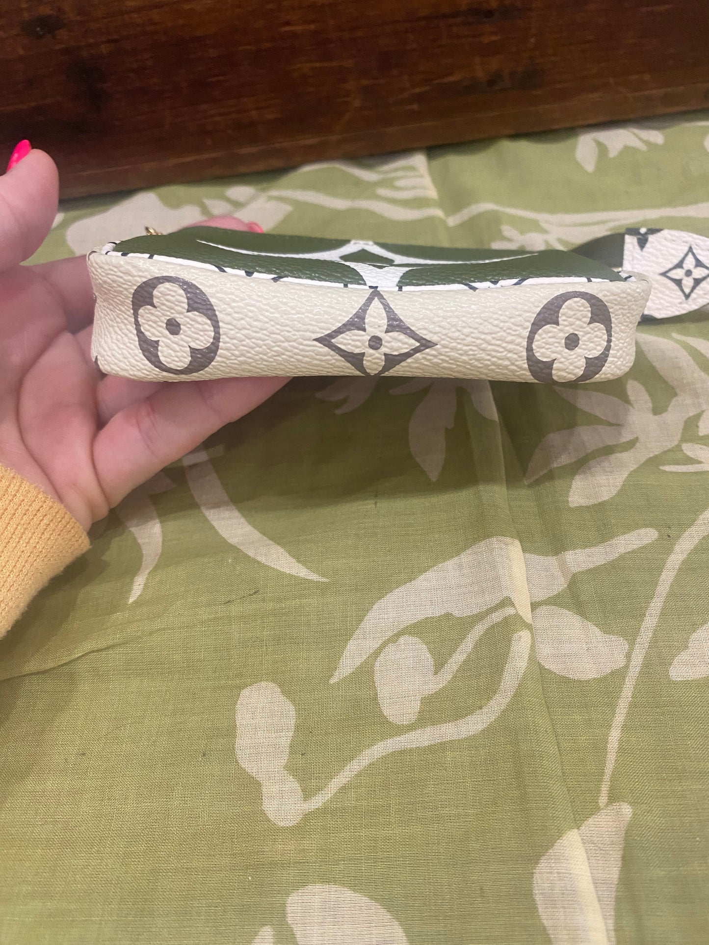 Monogram Giant Micro Pouchette