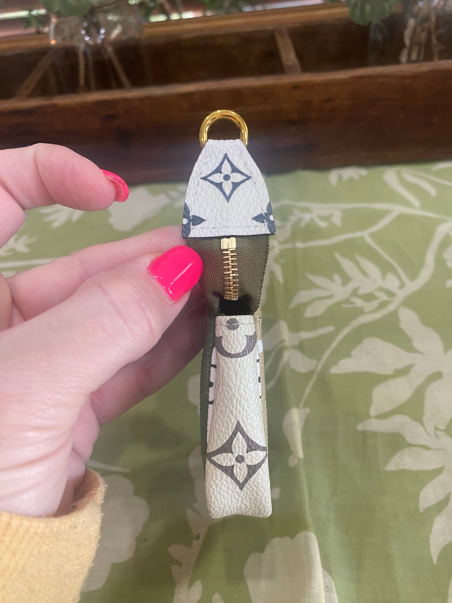 Monogram Giant Micro Pouchette