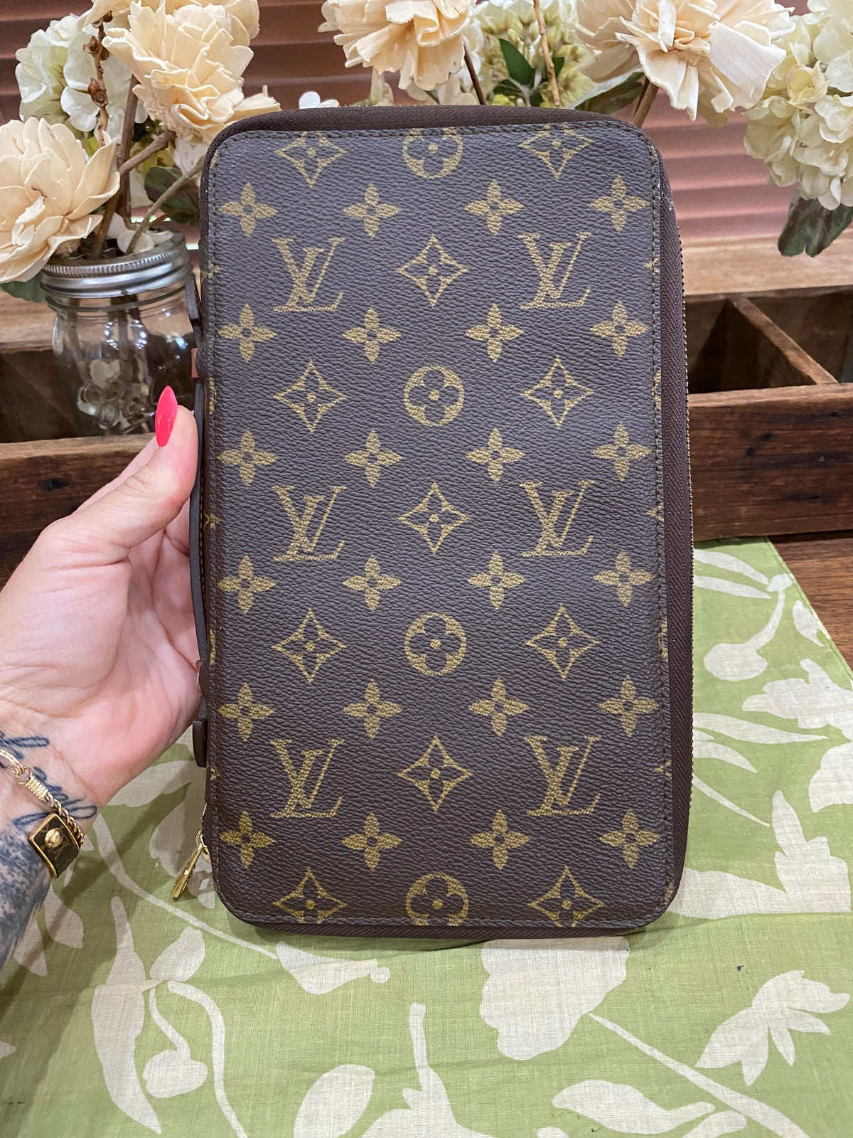 Escapade Travel Organizer