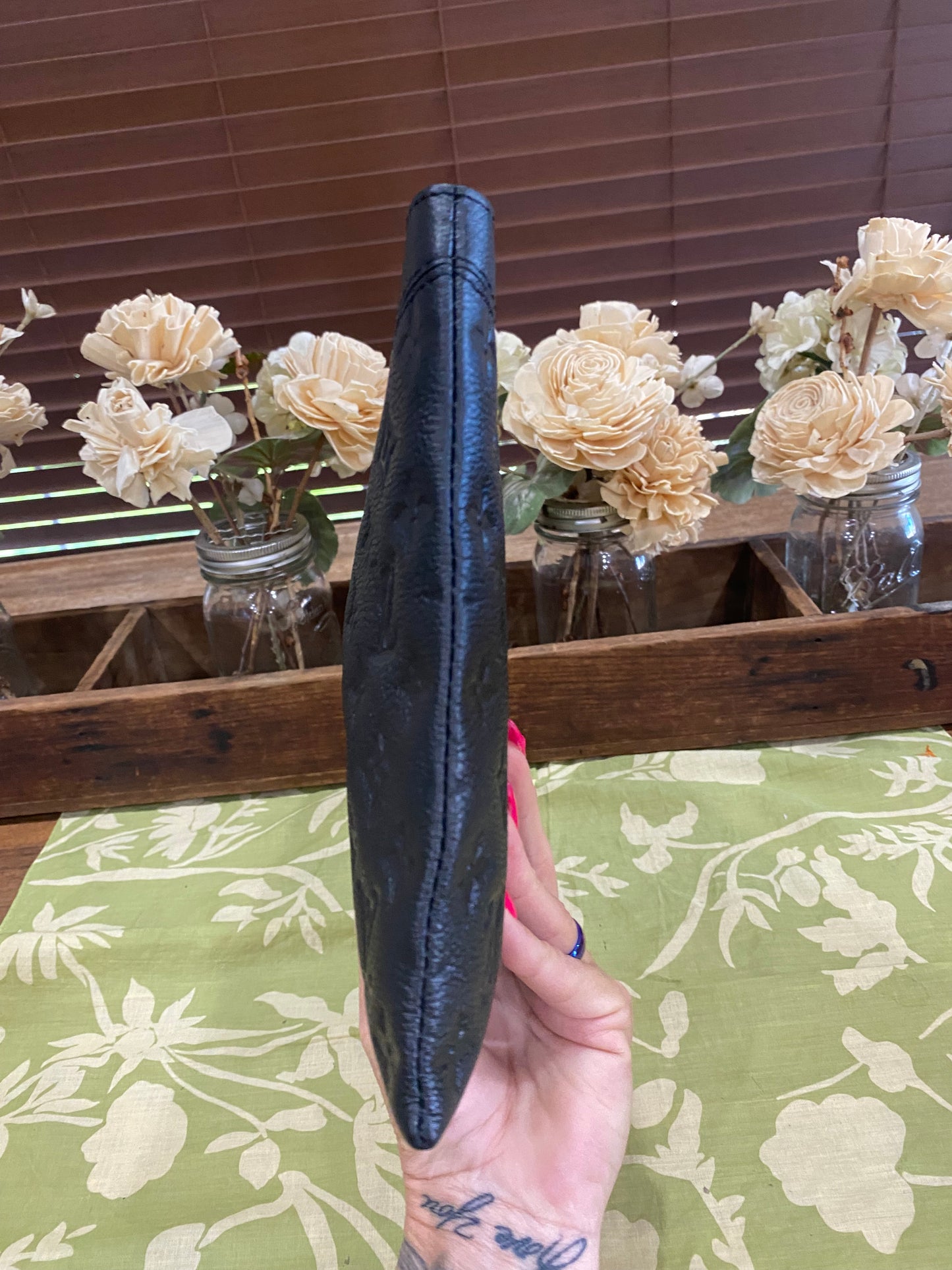 Daily Pouch in black Noir Empreinte