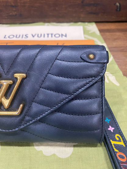 New Wave Calf Leather Long Wallet Wristlet (Noir)