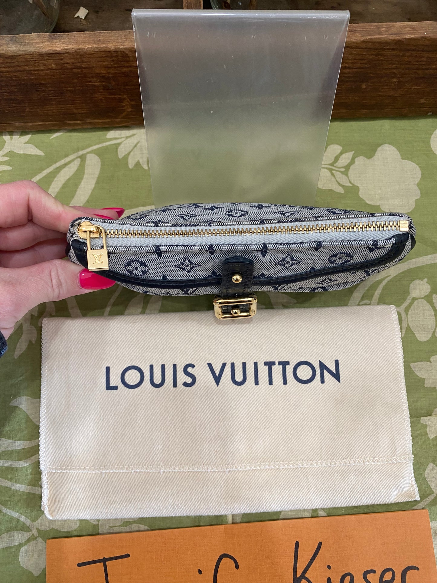 Mini Lin Annie Sophie Pouch