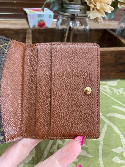 Ludlow Coin Case