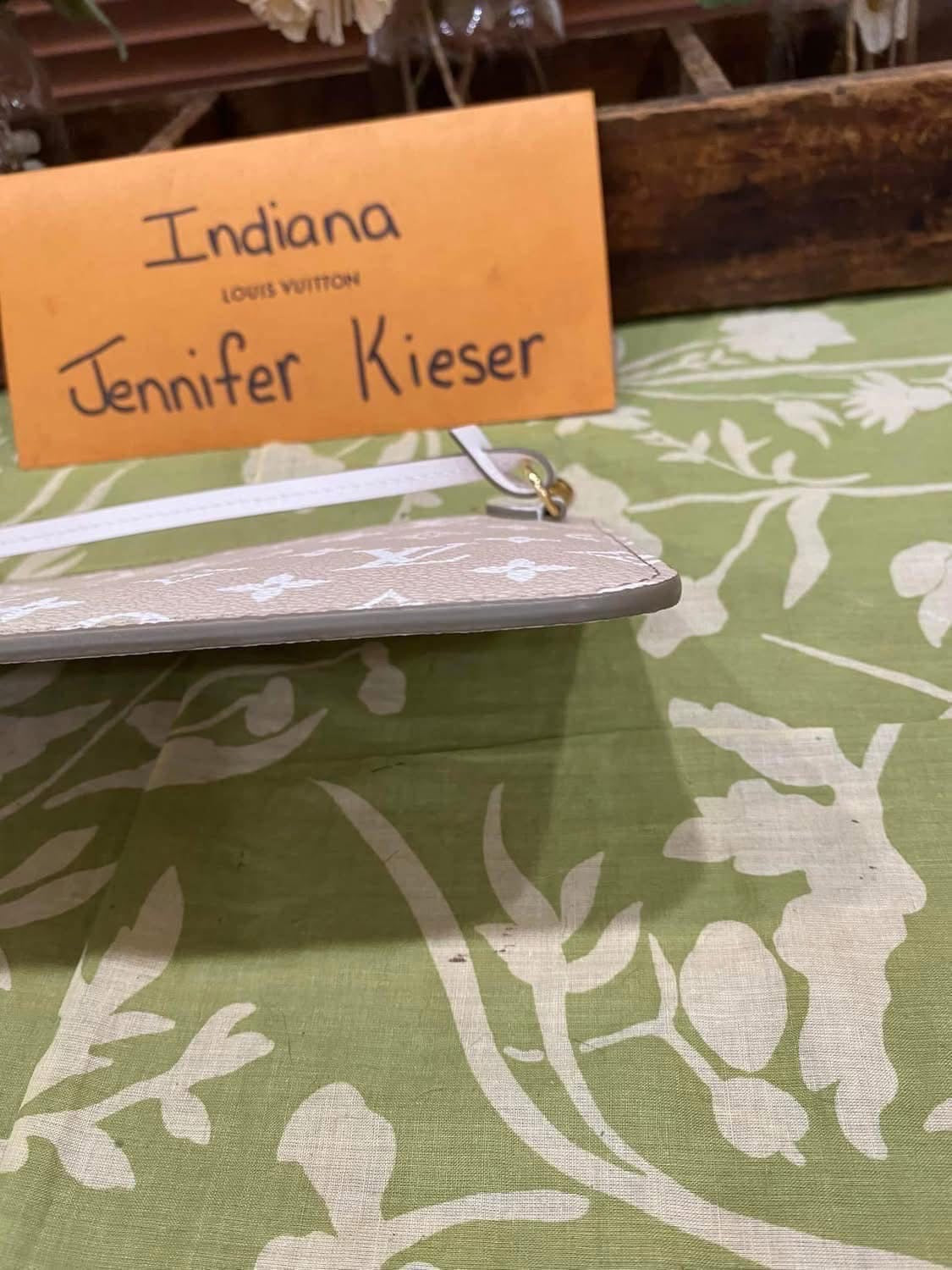 Neverfull Pouch GM (Spring in the City collection)