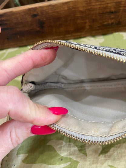 Mini Lin Annie Sophie Pouch