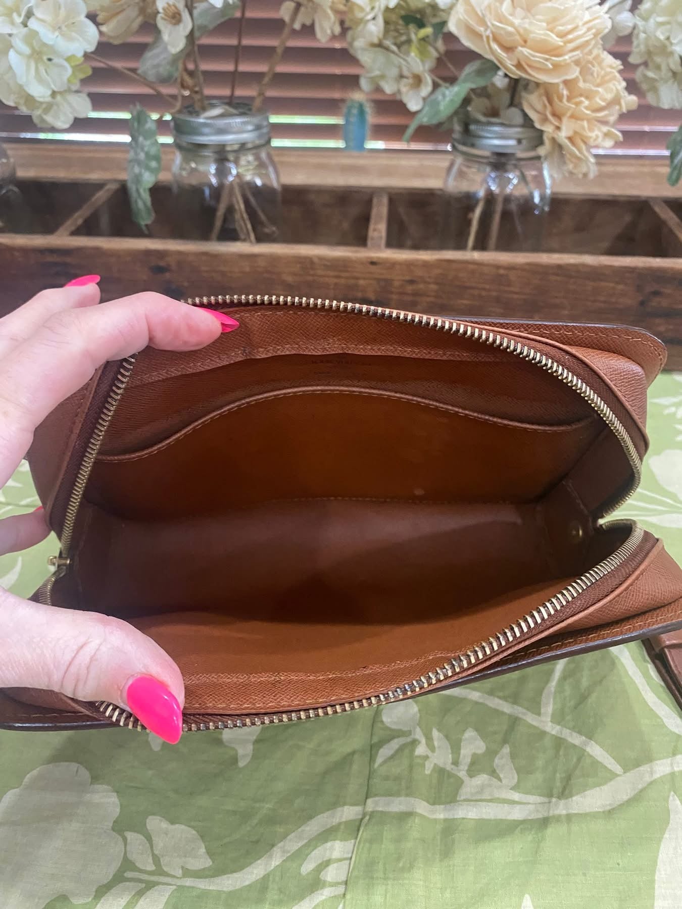 Orsay Clutch