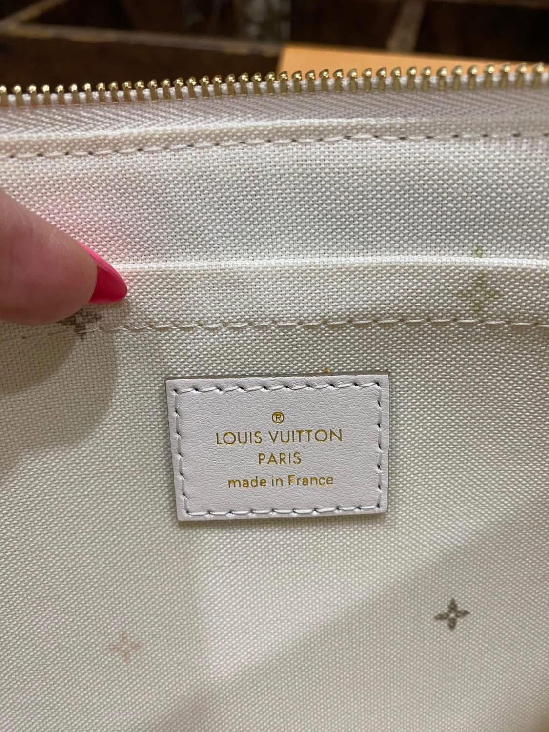 Neverfull Pouch GM (Spring in the City collection)