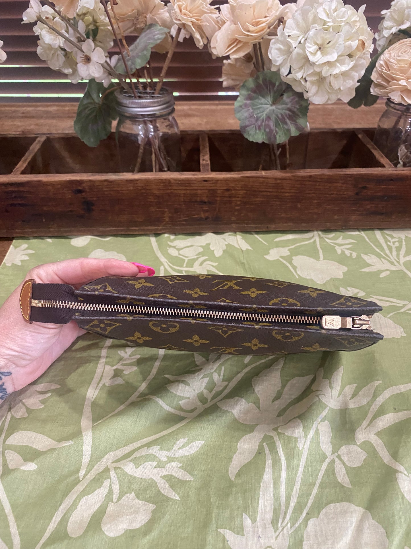 Vintage Toiletry 19