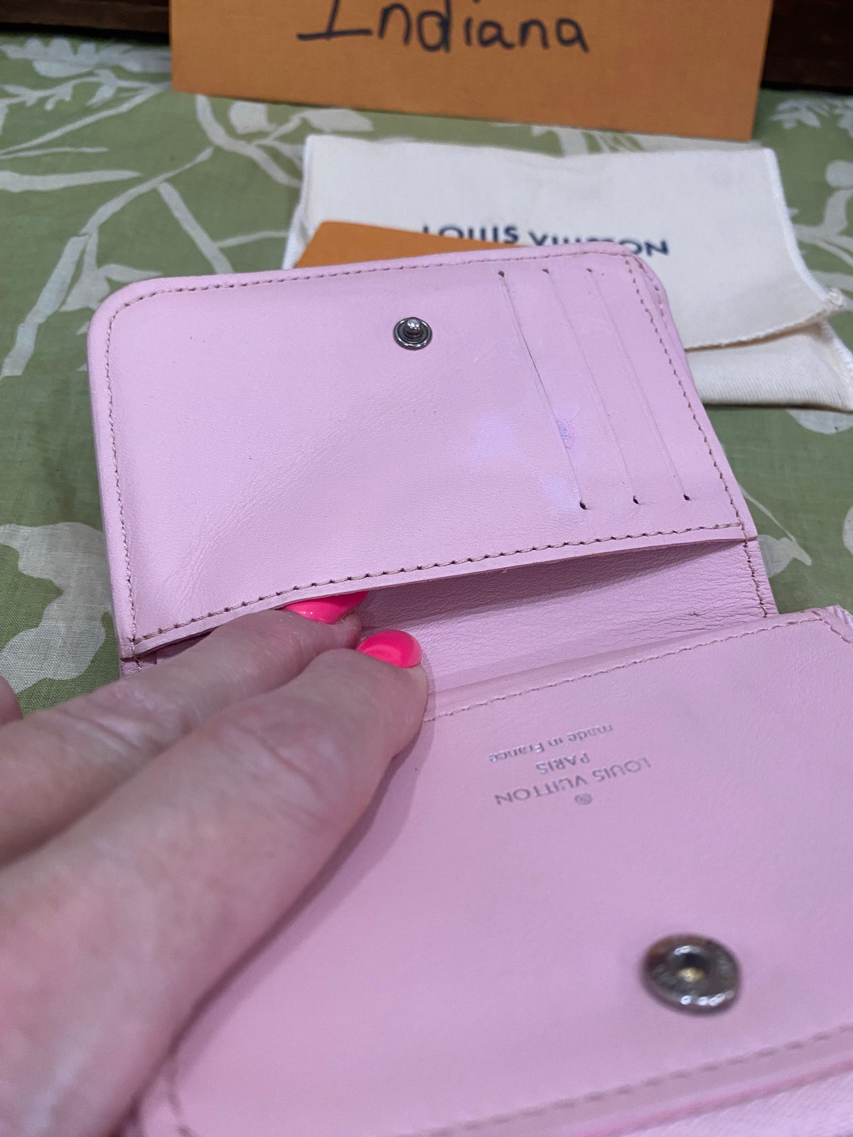 New Wave Calf Leather Compact Wallet in Rose Ballerine
