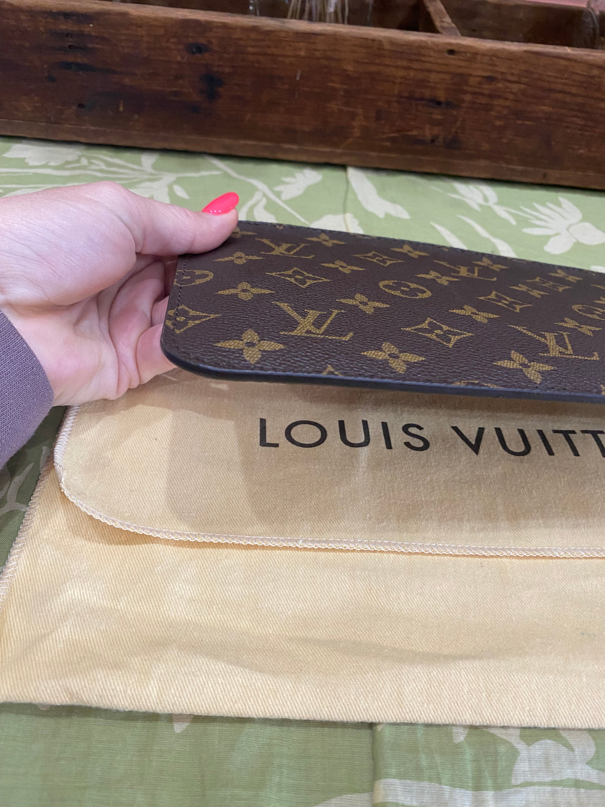 Neverfull Pouch GM