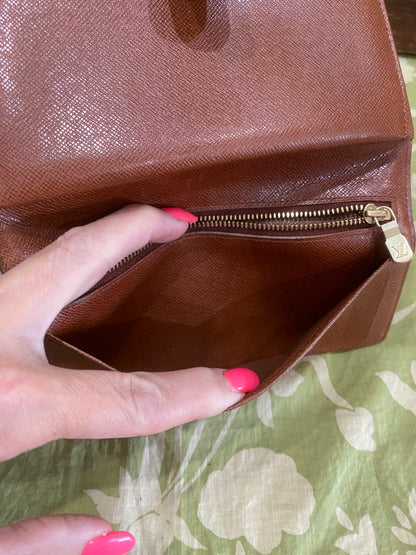 Vintage Kisslock Long Wallet