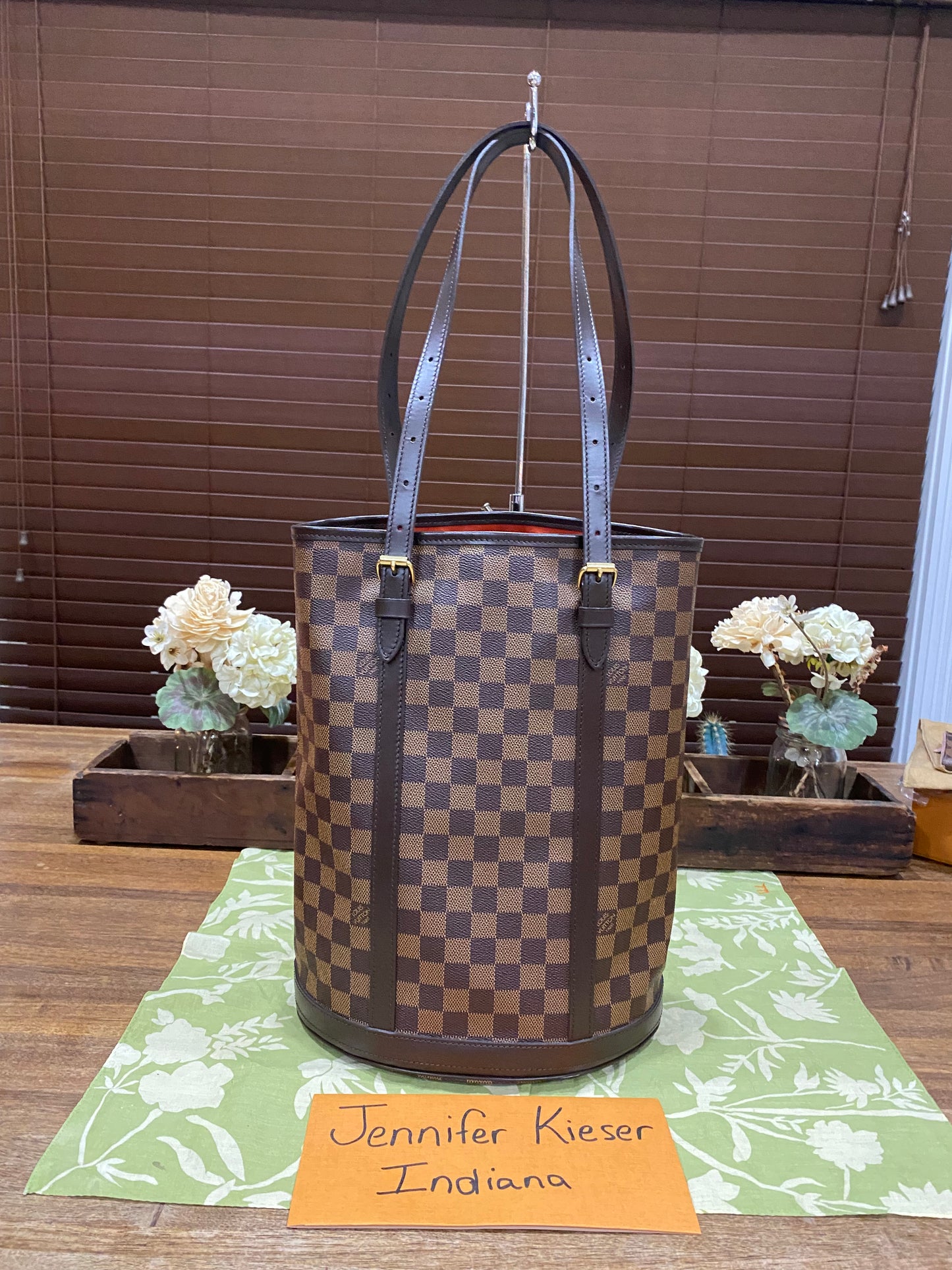 Bucket Bag GM Damier Ebene