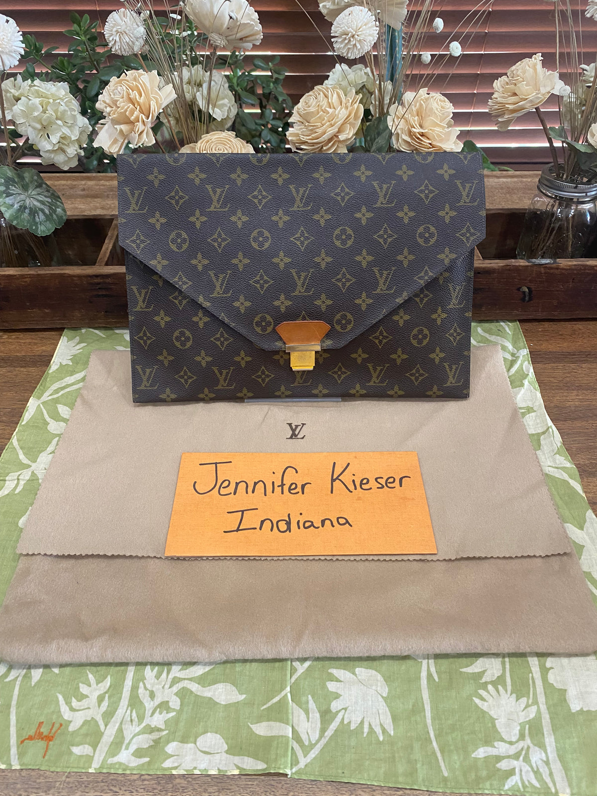 Vintage Poche Plate Envelope Document Clutch
