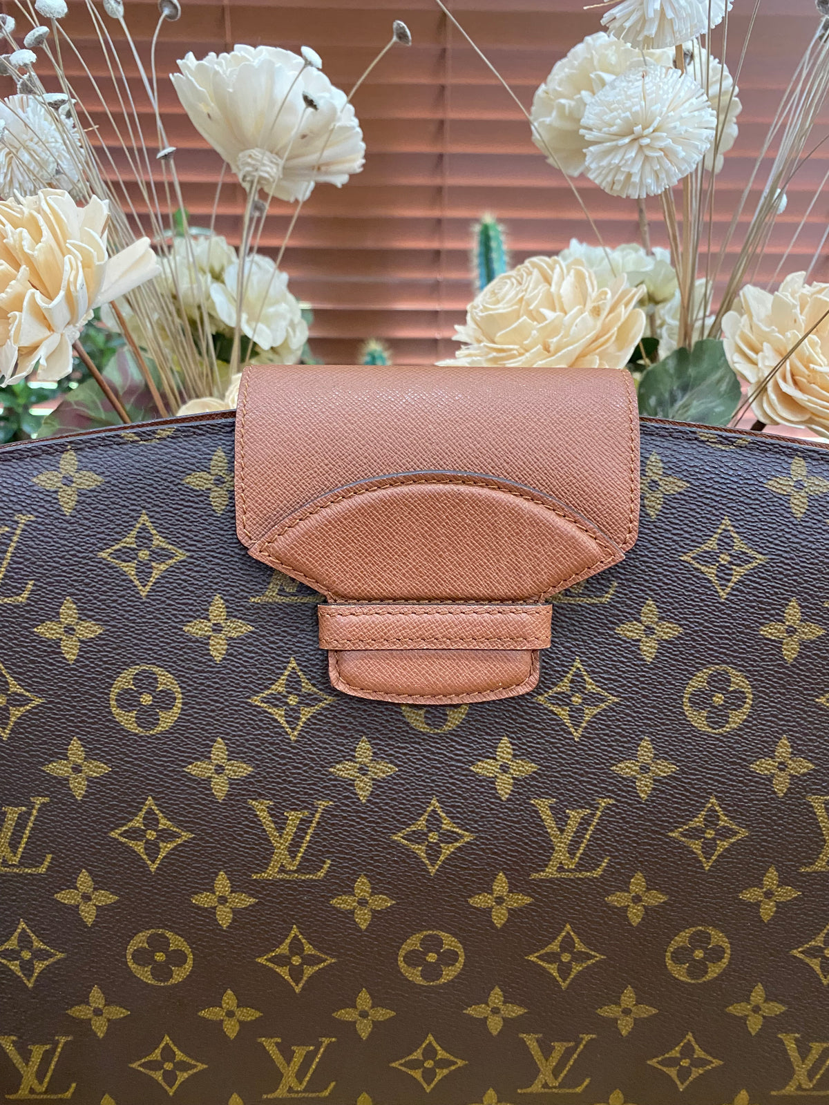 Vintage Courcelles Crossbody