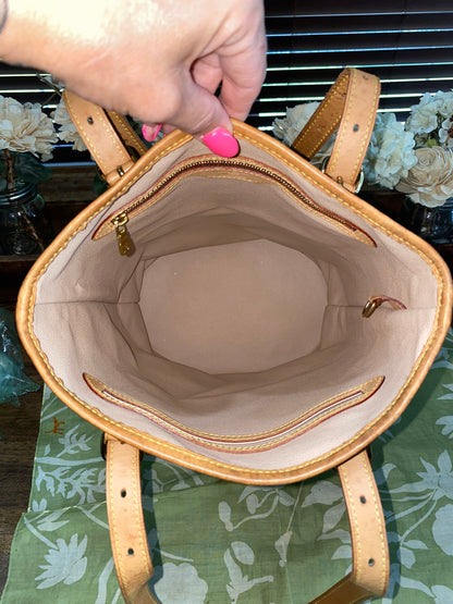 Bucket Bag GM