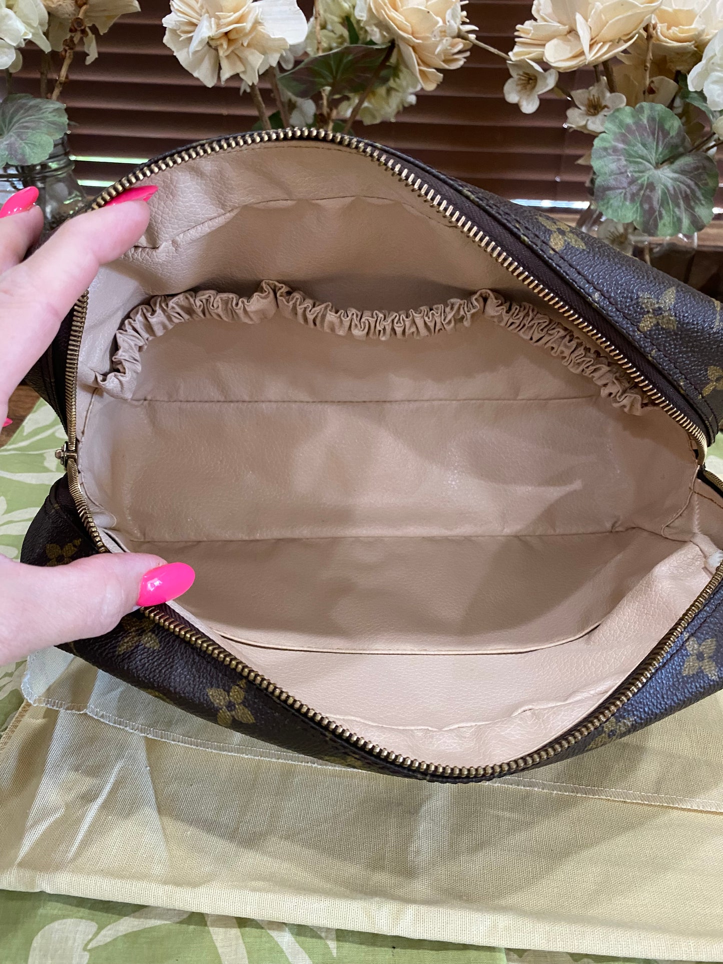 Vintage Trousse 28