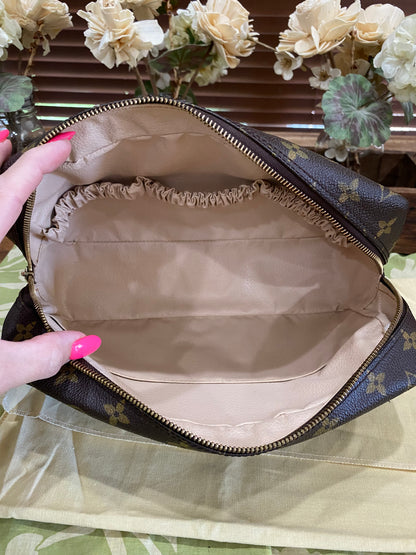 Vintage Trousse 28