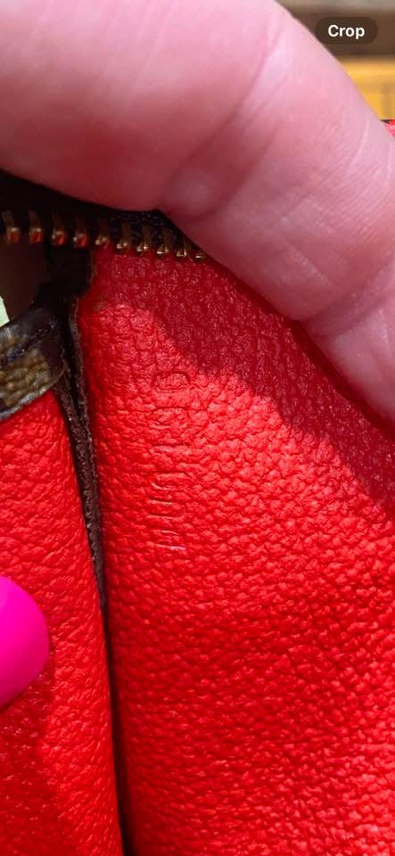 LE Jungle Toiletry 26